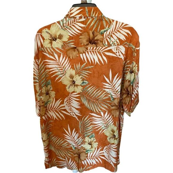 Pierre Cardin Hawaiian Button Down Shirt, Size Medium - Picture 2 of 3